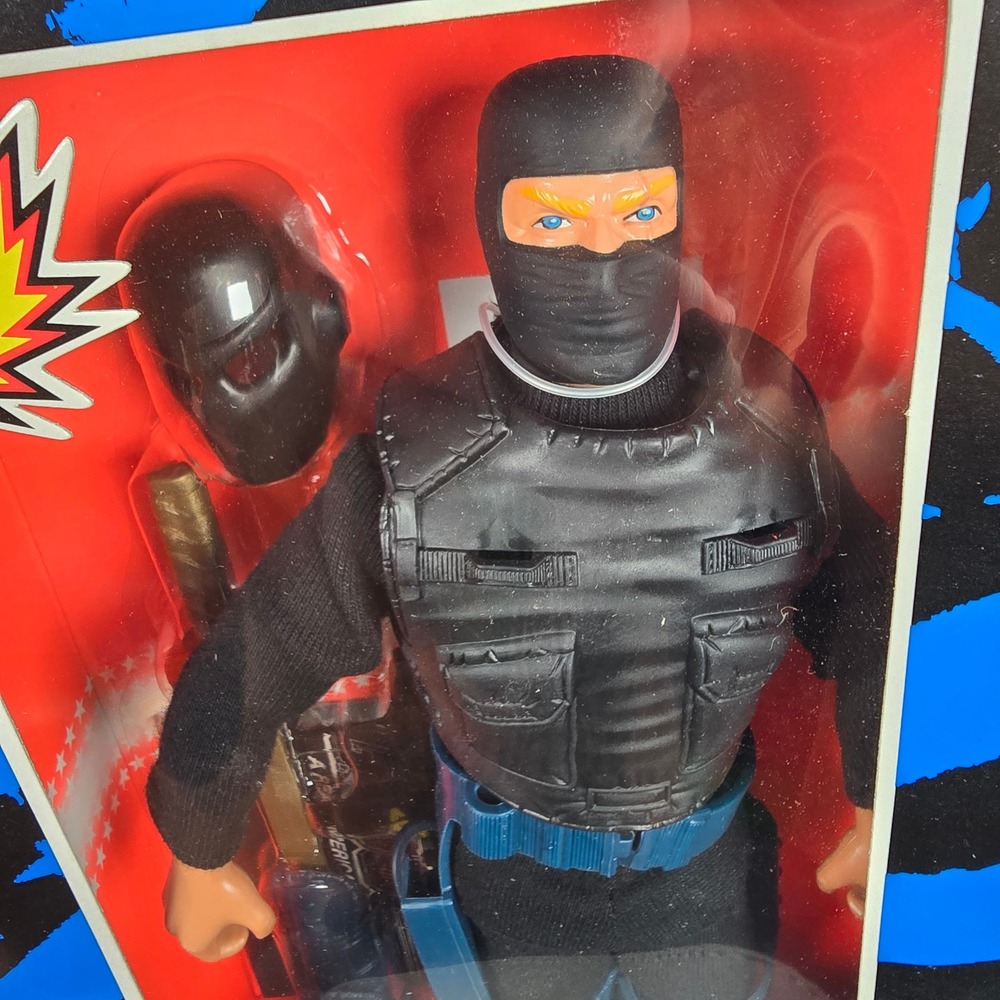 Vintage 1993 GI Joe Hall of Fame Snake-Eyes 12" Action Figure Hasbro 6089 NOS - Picture 10 of 10